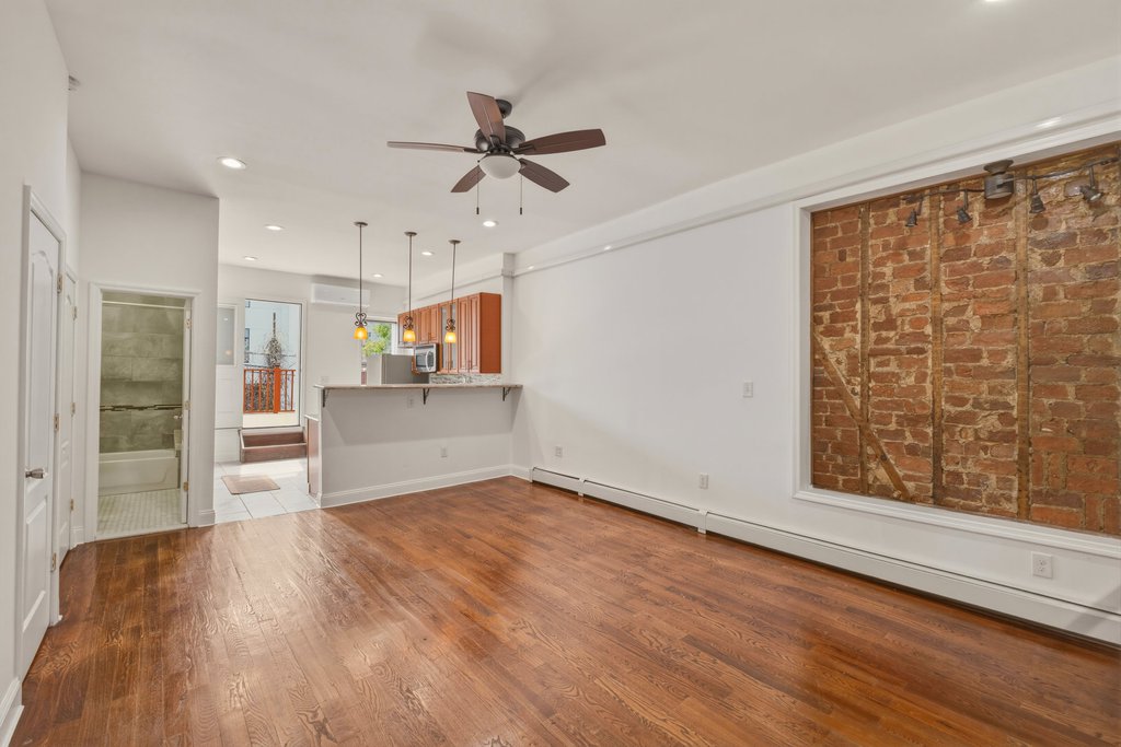 186 Covert Street – For Sale photo 8