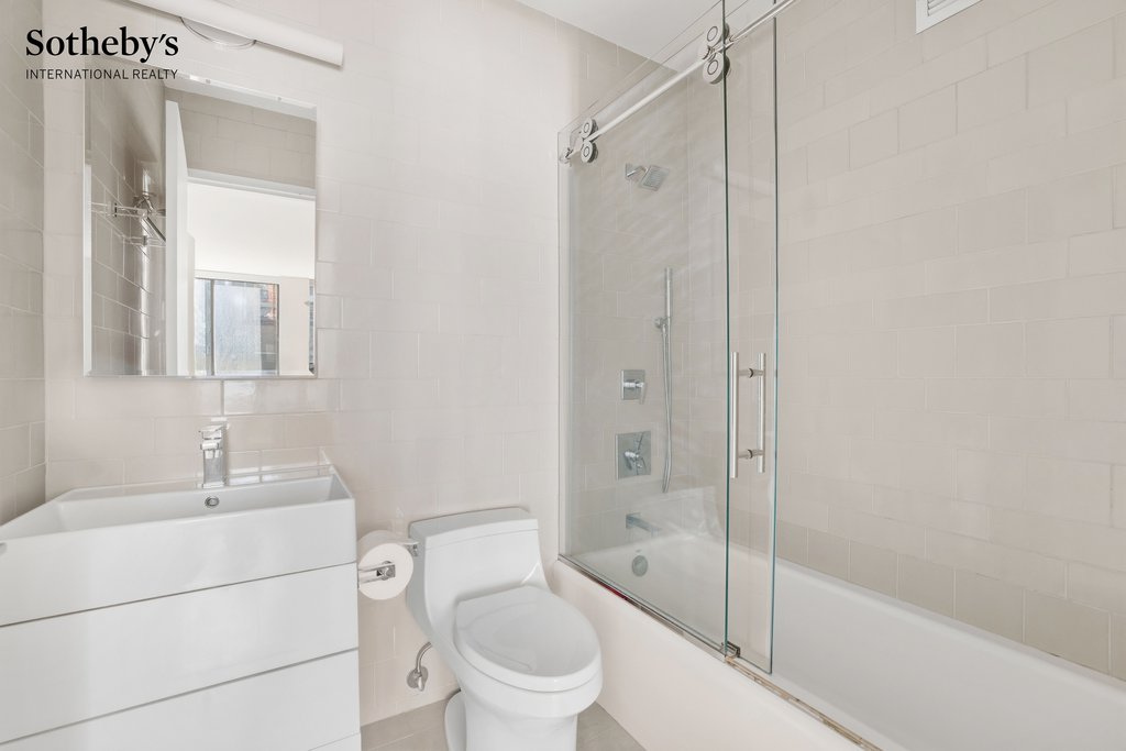 250 East 40th Street, Unit 7B photo 7