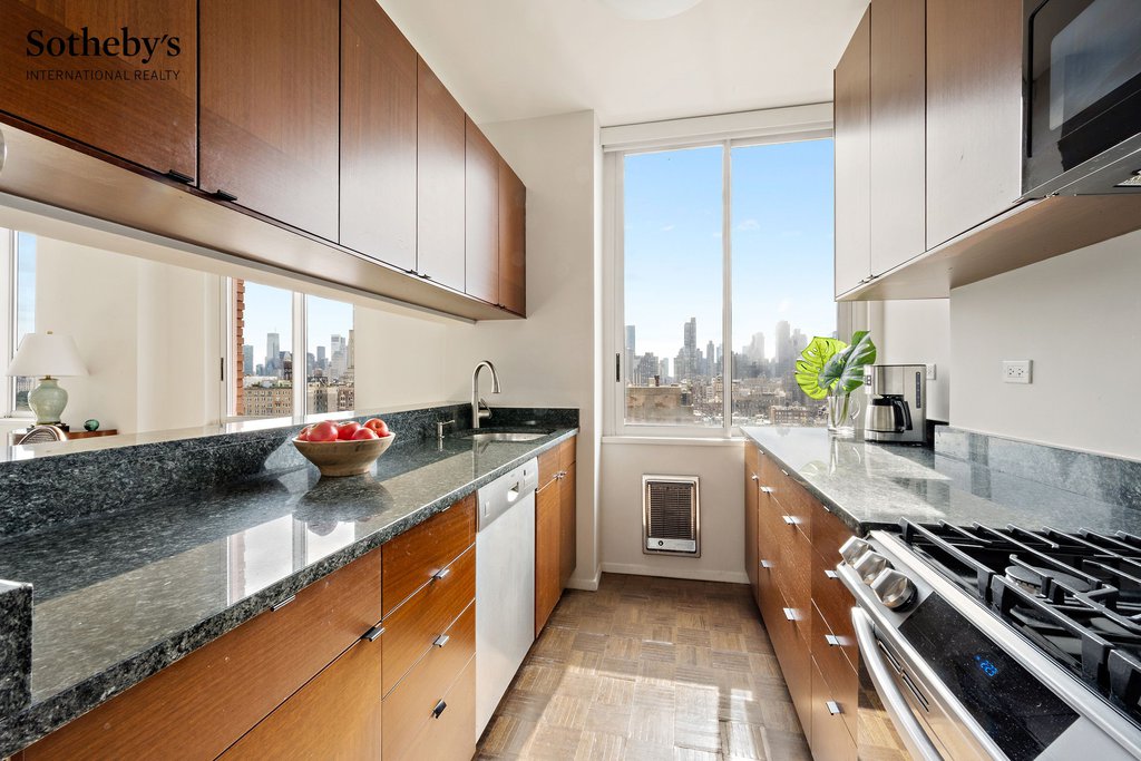 101 West 79th Street, Unit 18A photo 4