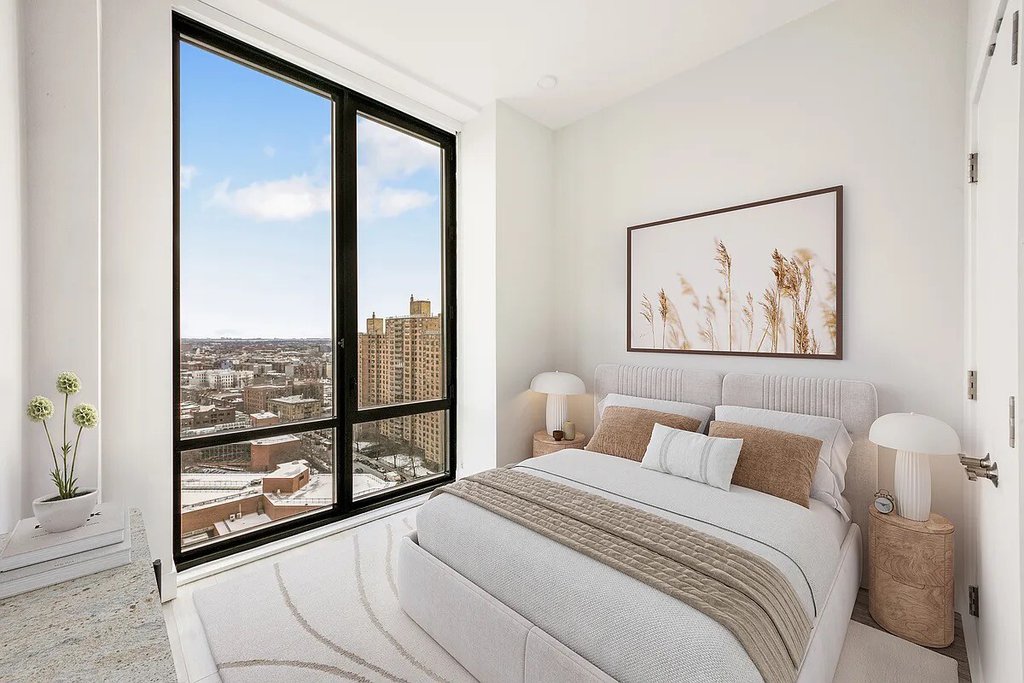 54 Crown Street, Unit 1215 photo 3