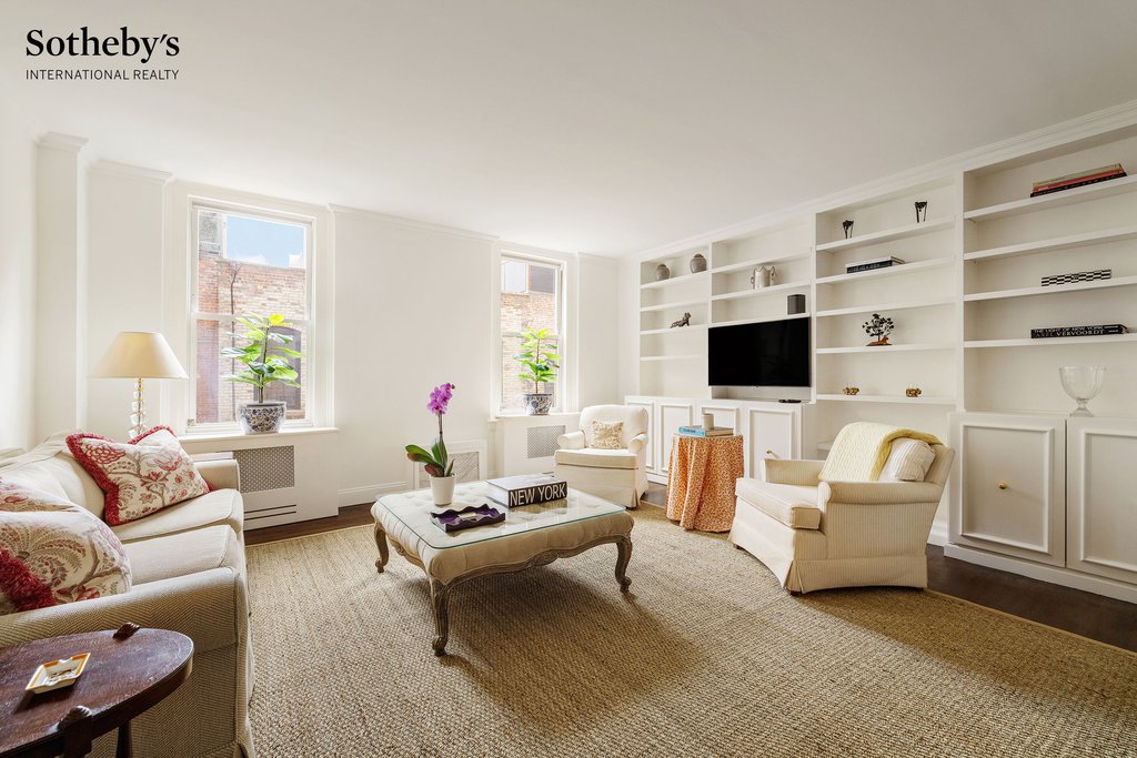 155 East 72nd Street, Unit 2D