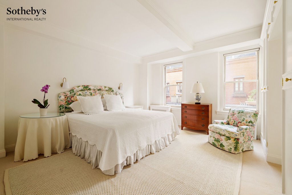 155 East 72nd Street, Unit 2D photo 3