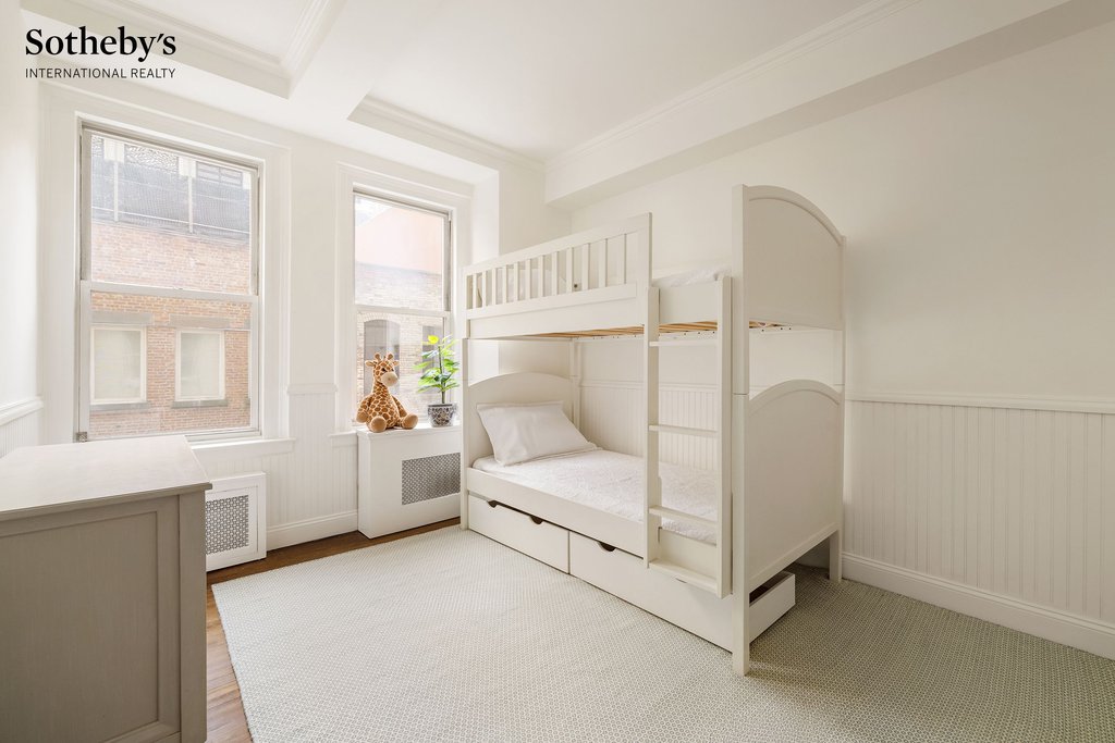 155 East 72nd Street, Unit 2D photo 5