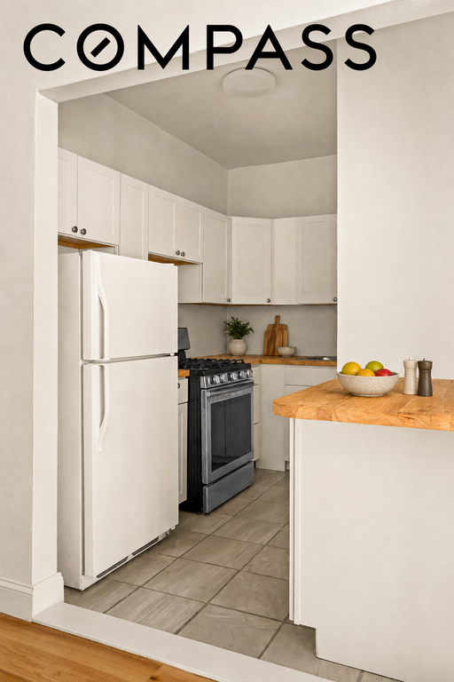855 East 7th Street, Unit 1H photo 5