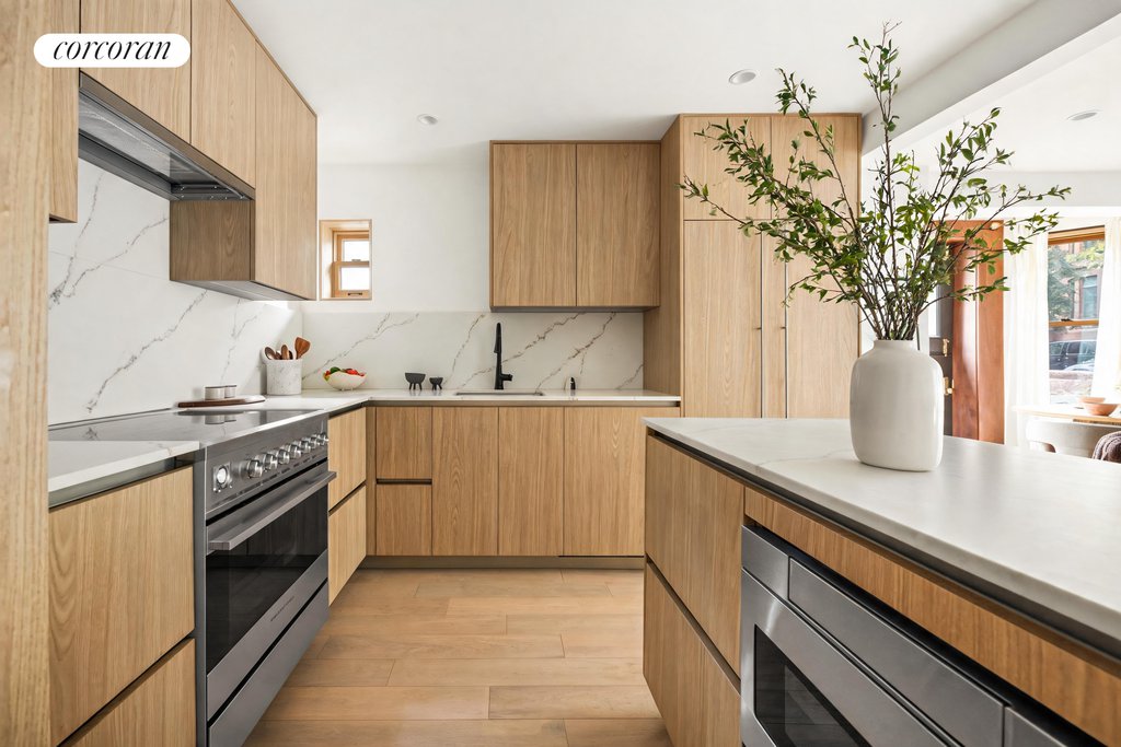 168 Hancock Street, Unit 1