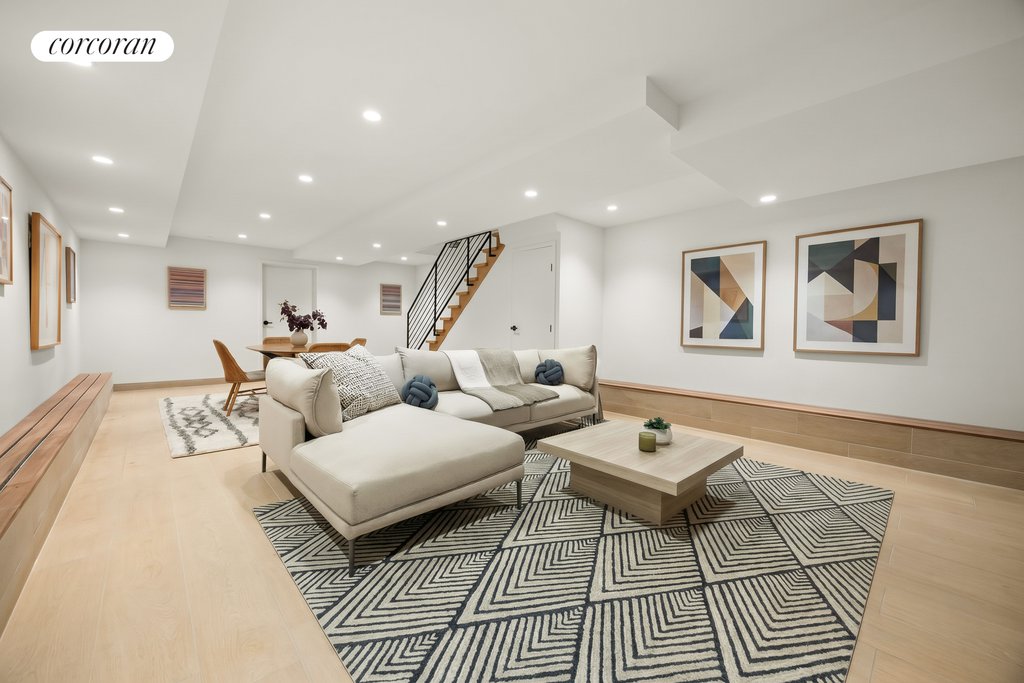 168 Hancock Street, Unit 1 photo 11