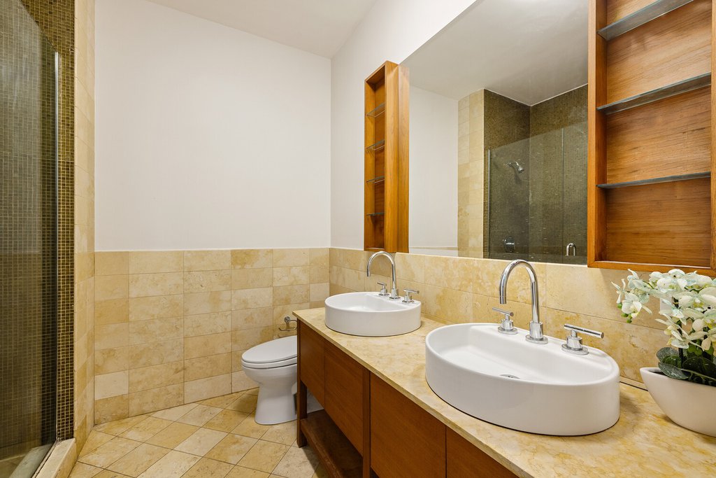 250 East 49th Street, Unit 22BA photo 5