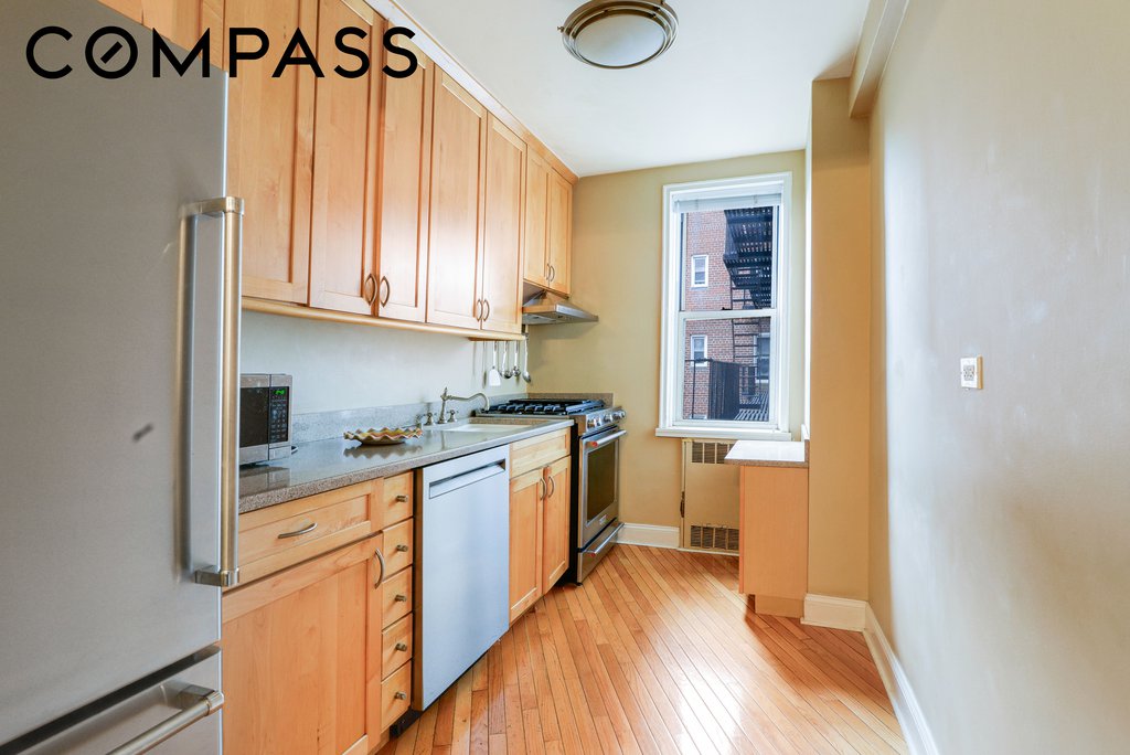 5614 Netherland Avenue, Unit 4E photo 4
