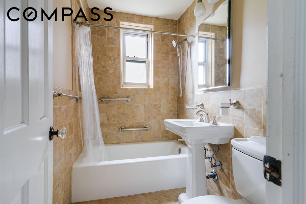 5614 Netherland Avenue, Unit 4E photo 5
