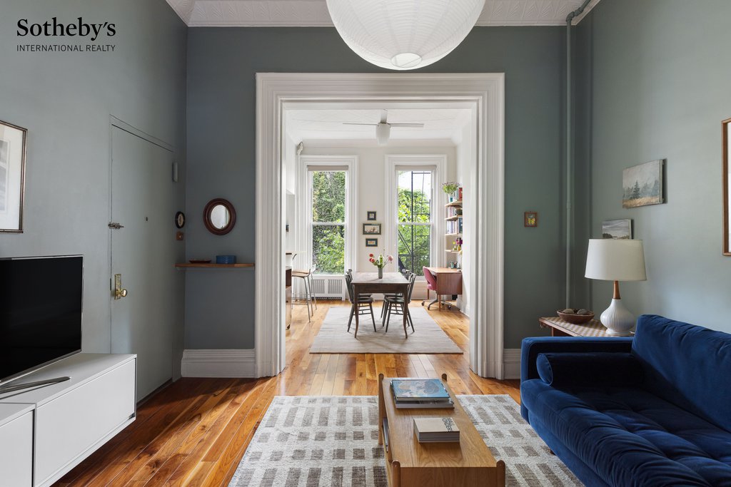 588 Henry Street, Unit 2