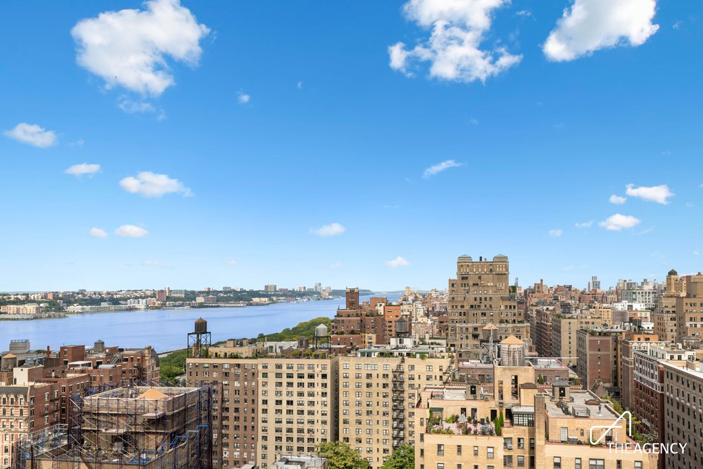 205 West End Avenue, Unit 28R