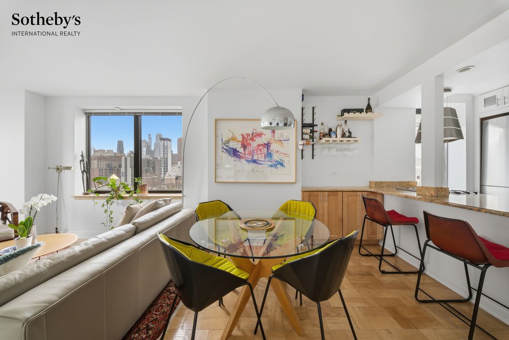 415 East 37th Street, Unit 17N photo 6