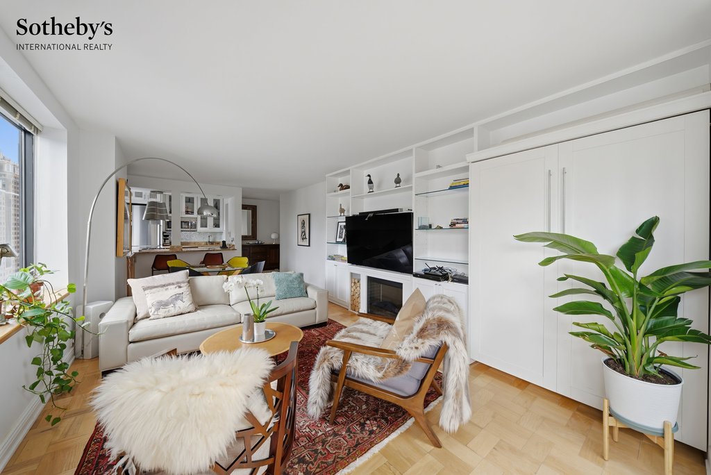 415 East 37th Street, Unit 17N photo 12