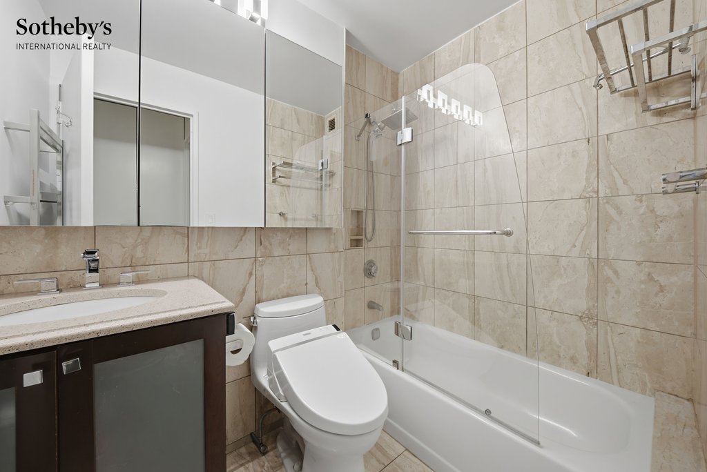 415 East 37th Street, Unit 17N photo 15
