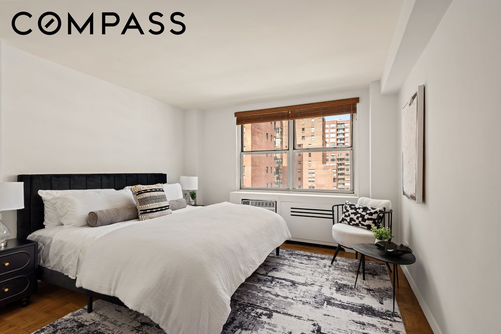 310 East 70th Street, Unit 12R photo 5