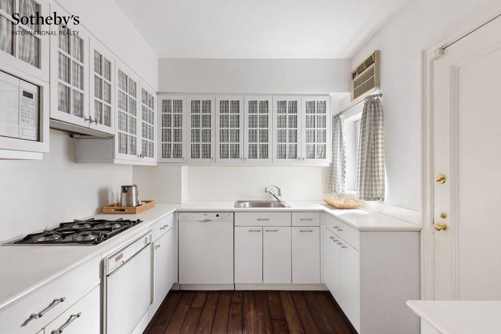 3 East 77th Street, Unit 11B photo 8