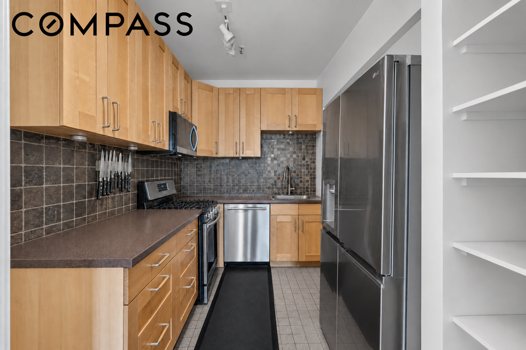 40 West 17th Street, Unit 5A photo 3