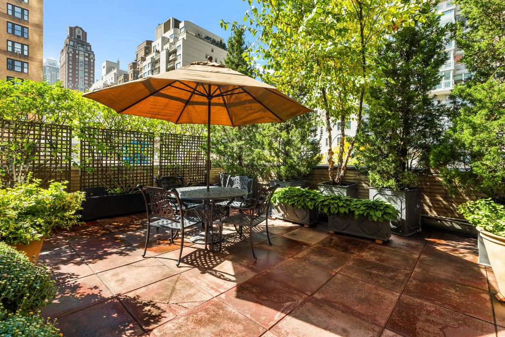 200 East 69th Street, Unit 4LM photo 5
