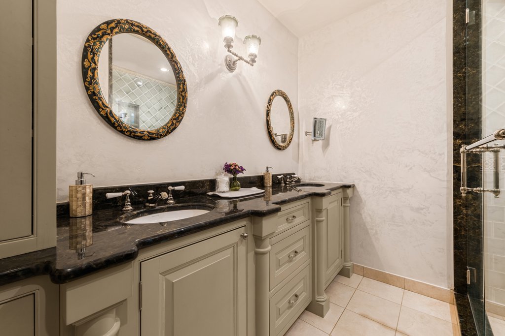 200 East 69th Street, Unit 4LM photo 12