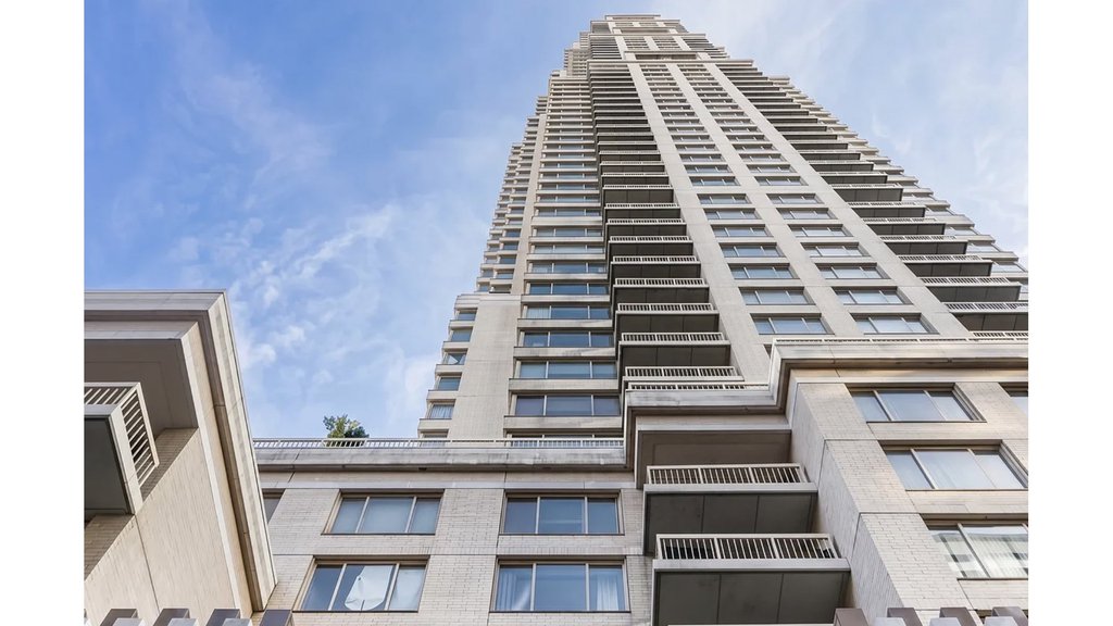 200 East 69th Street, Unit 4LM photo 15