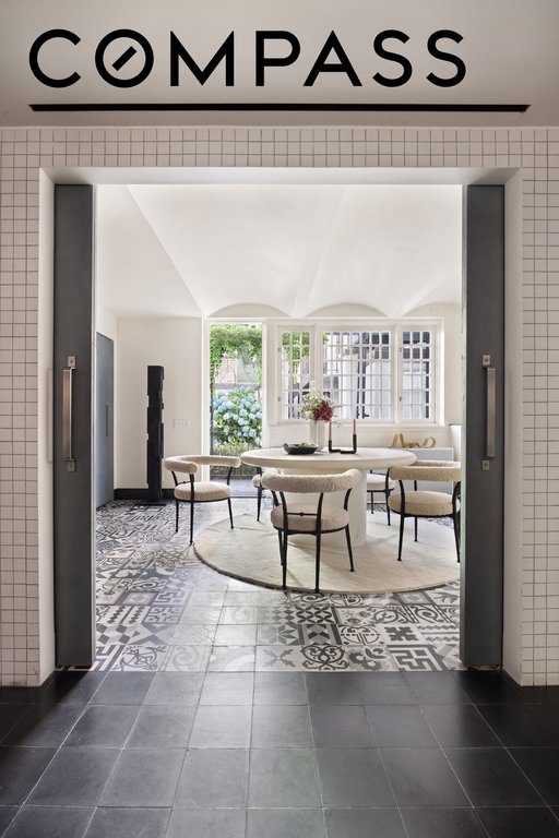 15 East 70th Street, Unit PHB photo 13