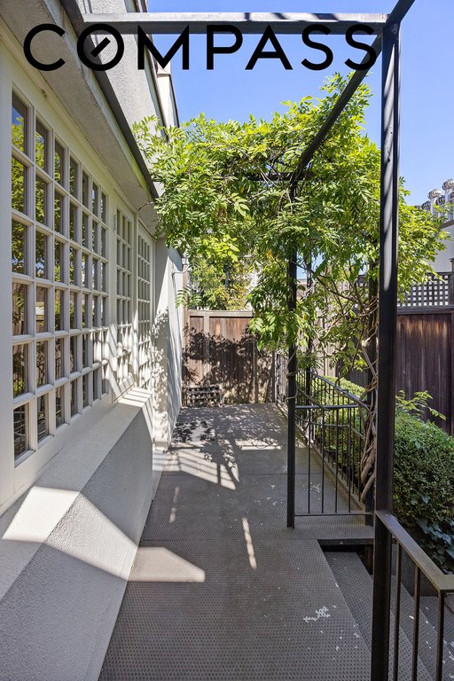 15 East 70th Street, Unit PHB photo 16