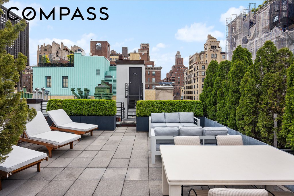15 East 70th Street, Unit PHB photo 32