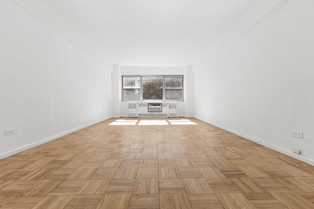 333 East 46th Street, Unit 5E