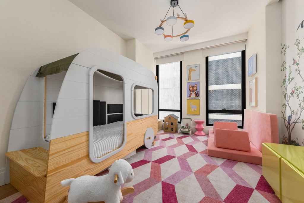 50 West 66th Street, Unit 10C photo 6