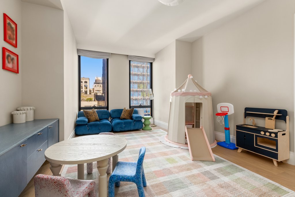 50 West 66th Street, Unit 10C photo 8