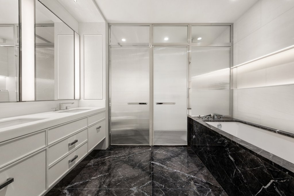50 West 66th Street, Unit 10C photo 11