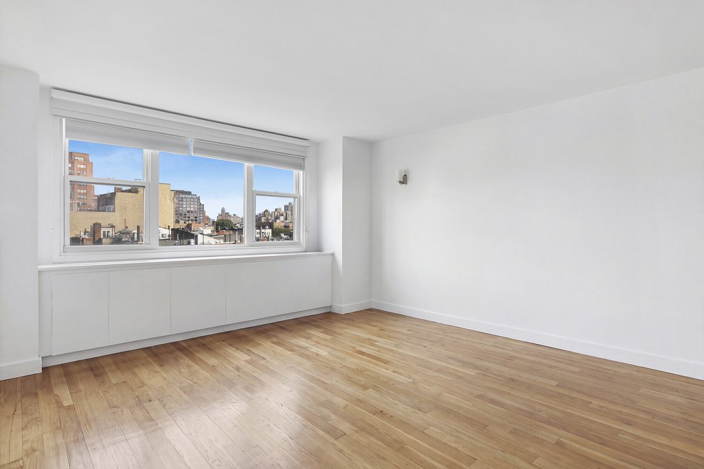 61 Jane Street, Unit 8J photo 12