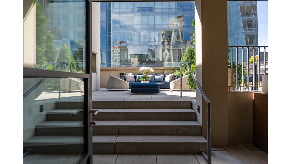 404 Park Avenue South, Unit PH17B photo 19