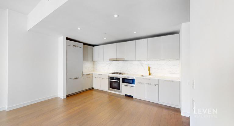 305 East 51st Street, Unit RU5A photo 6