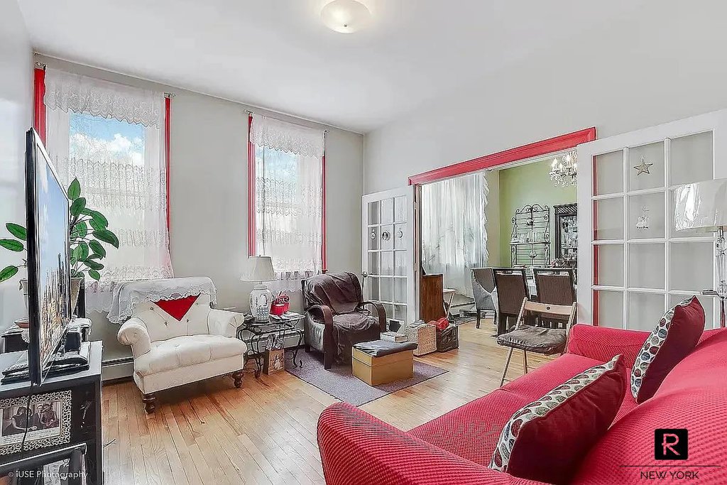 45 West 110th Street, Unit 1A photo 2