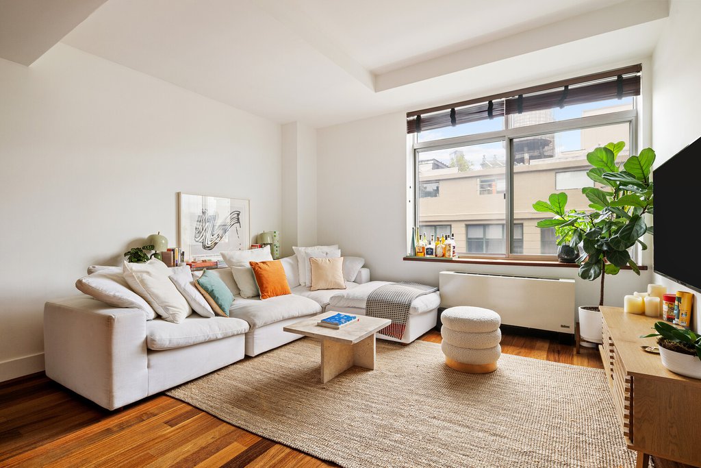 84 Front Street, Unit 11A