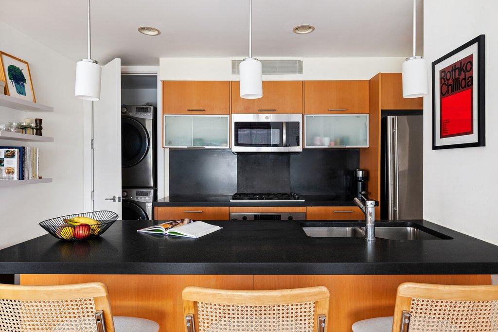 84 Front Street, Unit 11A photo 2