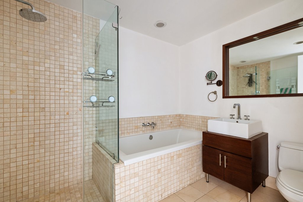 84 Front Street, Unit 11A photo 5