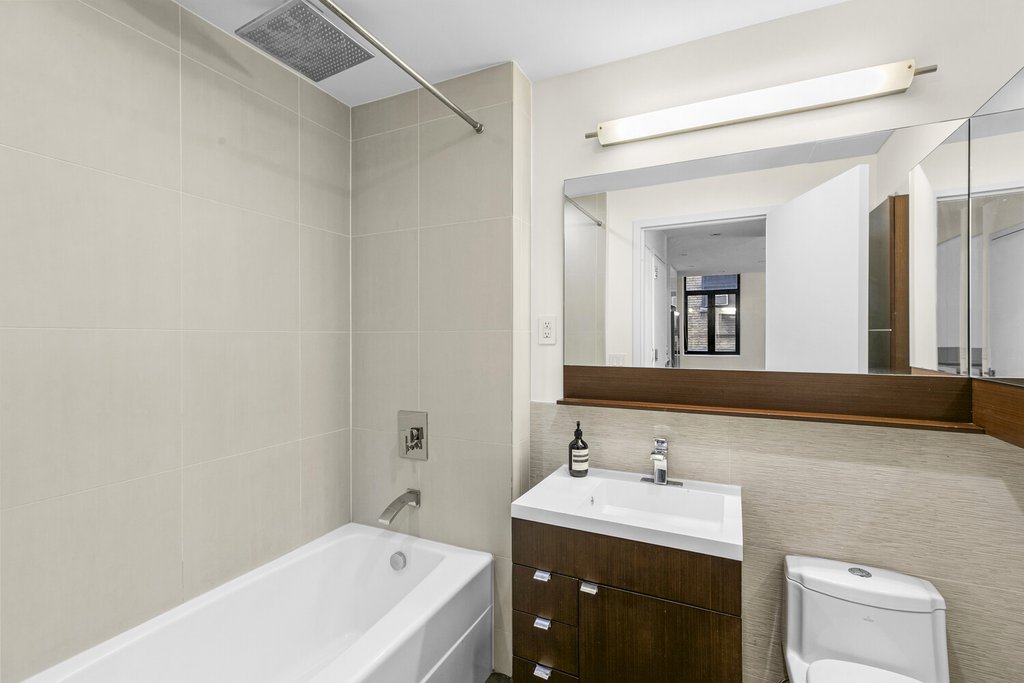 148 East 24th Street, Unit 7E photo 7
