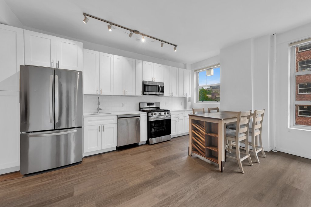 70 La Salle Street, Unit 5G photo 16
