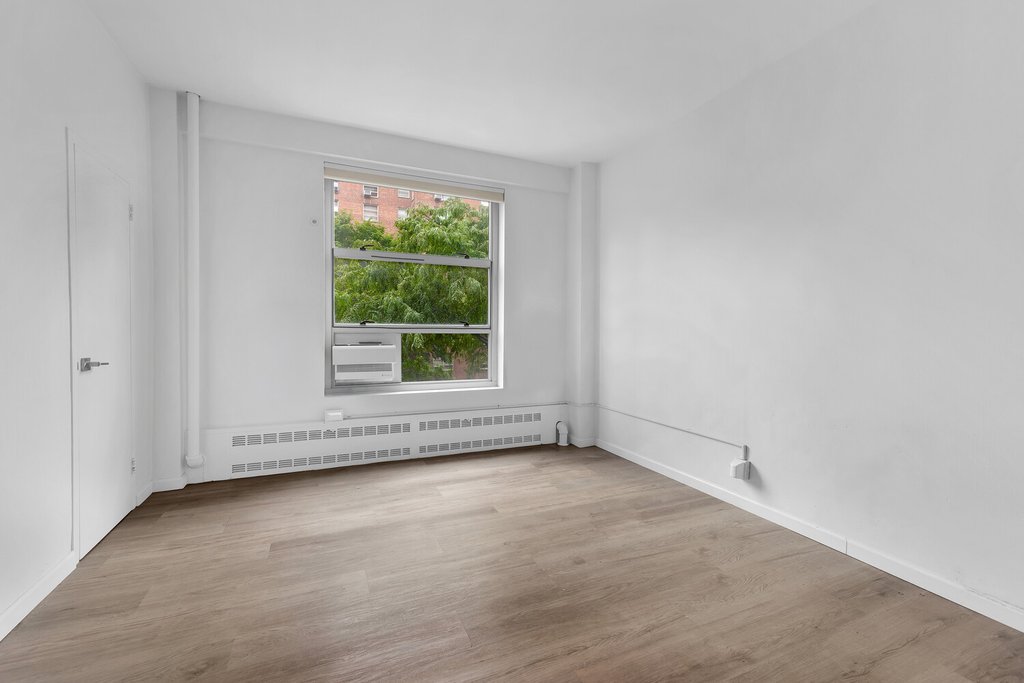 70 La Salle Street, Unit 5G photo 18