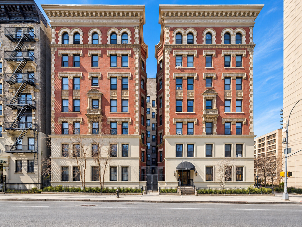 485 Central Park West, Unit APT2G photo 15