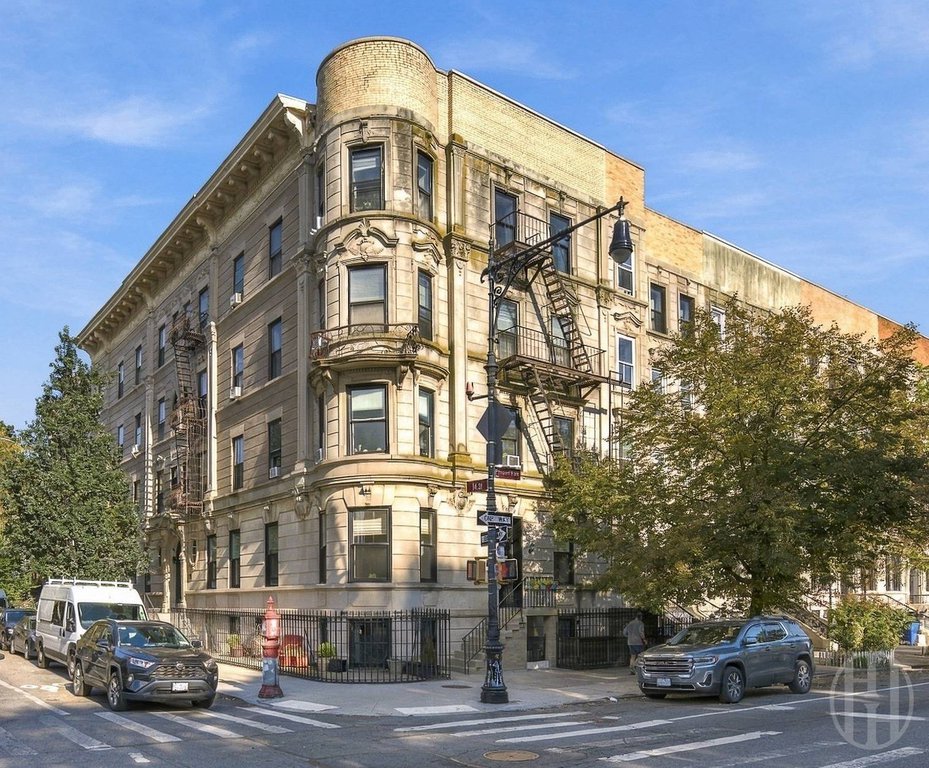 186 Prospect Park West, Unit C4 photo 6