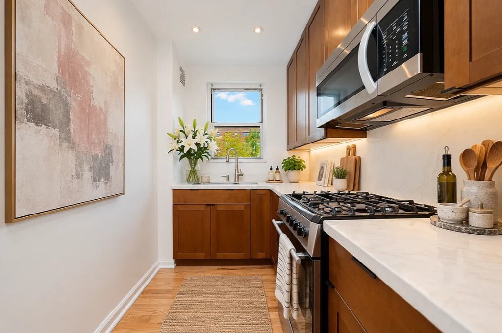 50-15 39th Street, Unit 3E photo 2