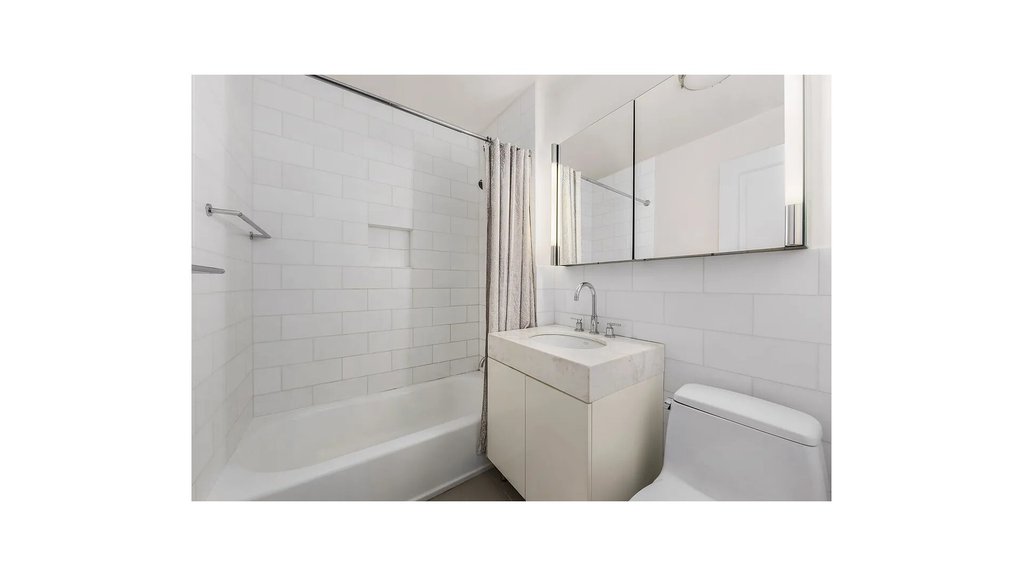 300 East 64th Street, Unit 6E photo 8