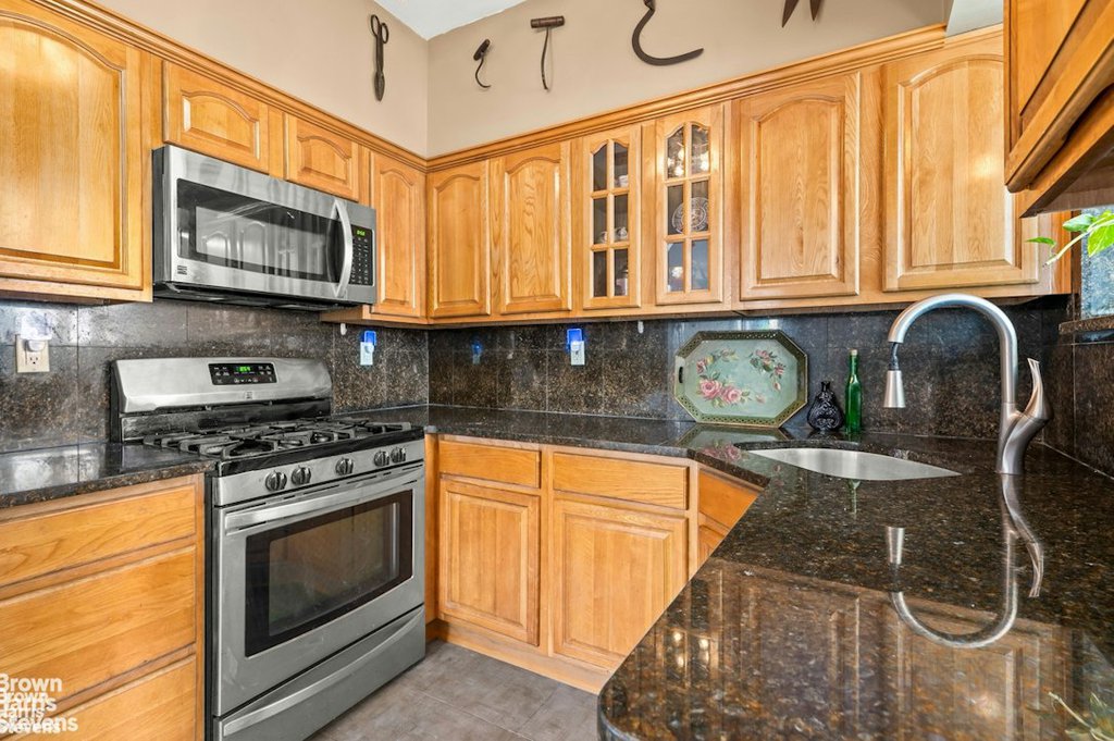 2954 Avenue R – For Sale photo 14