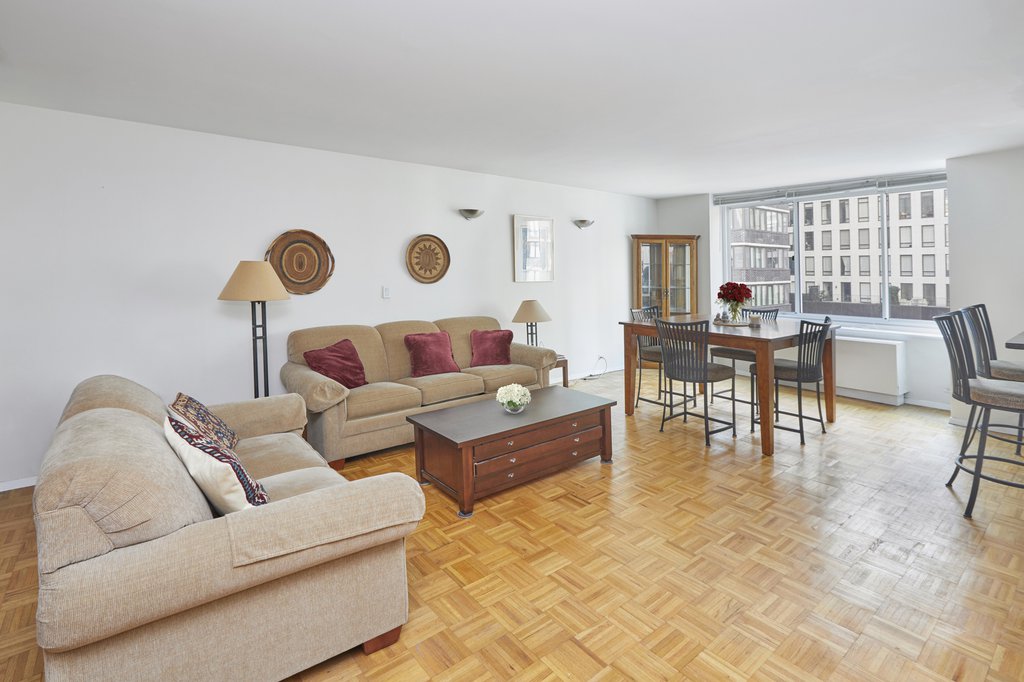 61 West 62nd Street, Unit 4E