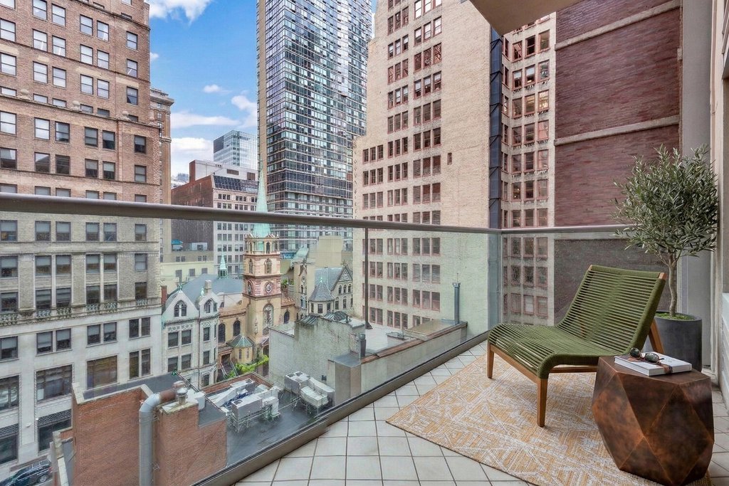143 West 30th Street, Unit 11B photo 3