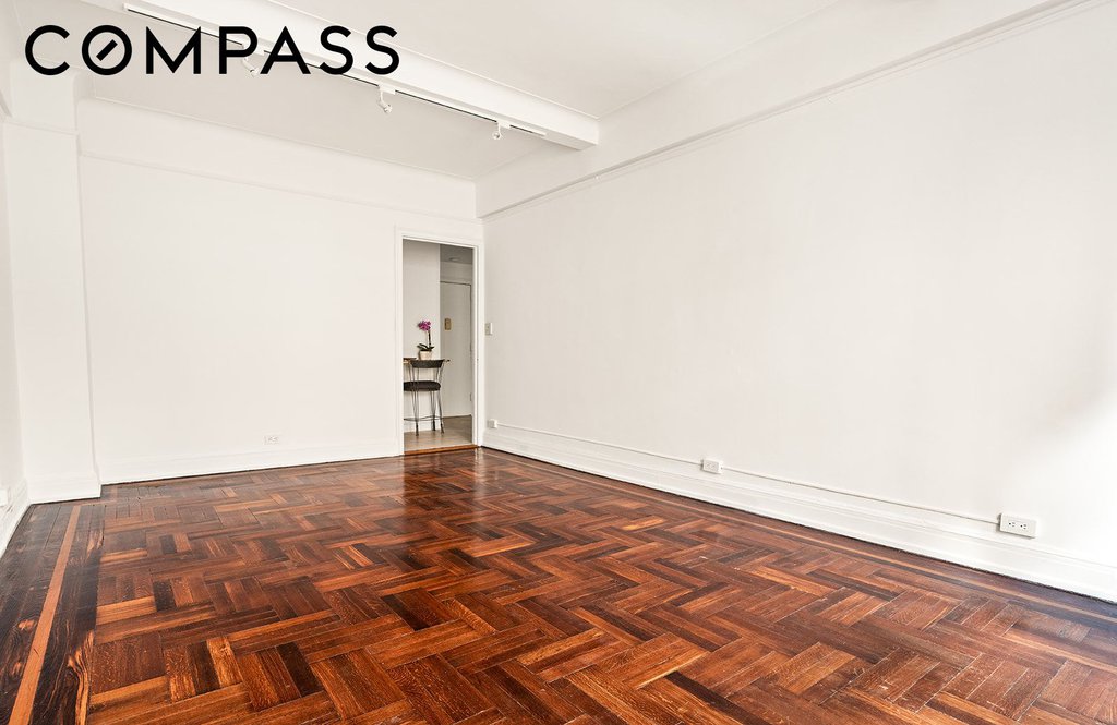 12 West 72nd Street, Unit 11E photo 3