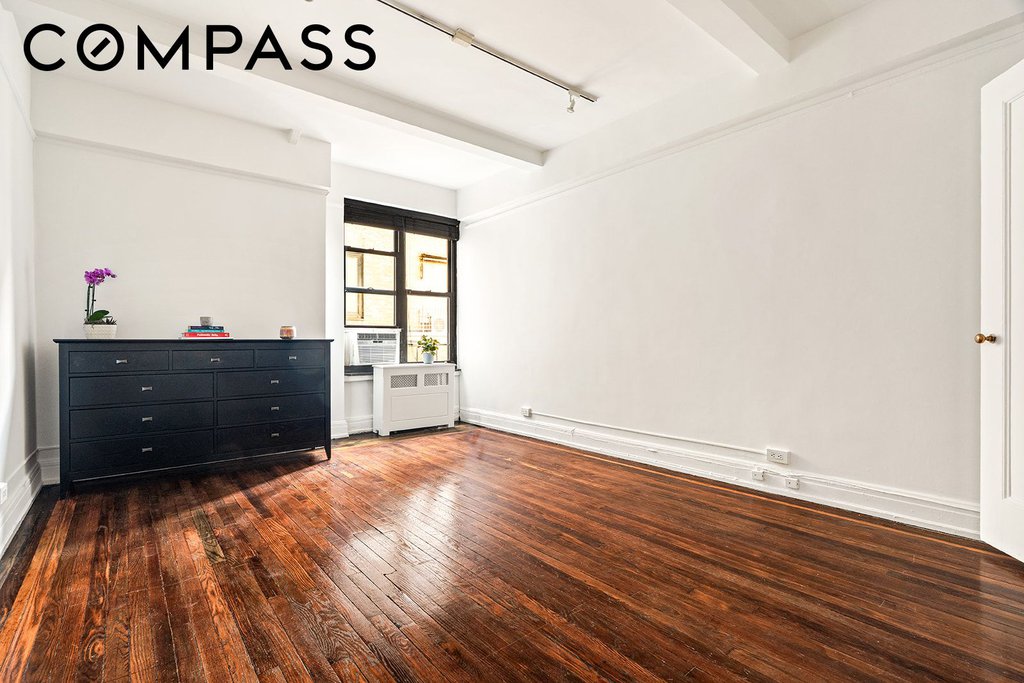 12 West 72nd Street, Unit 11E photo 6